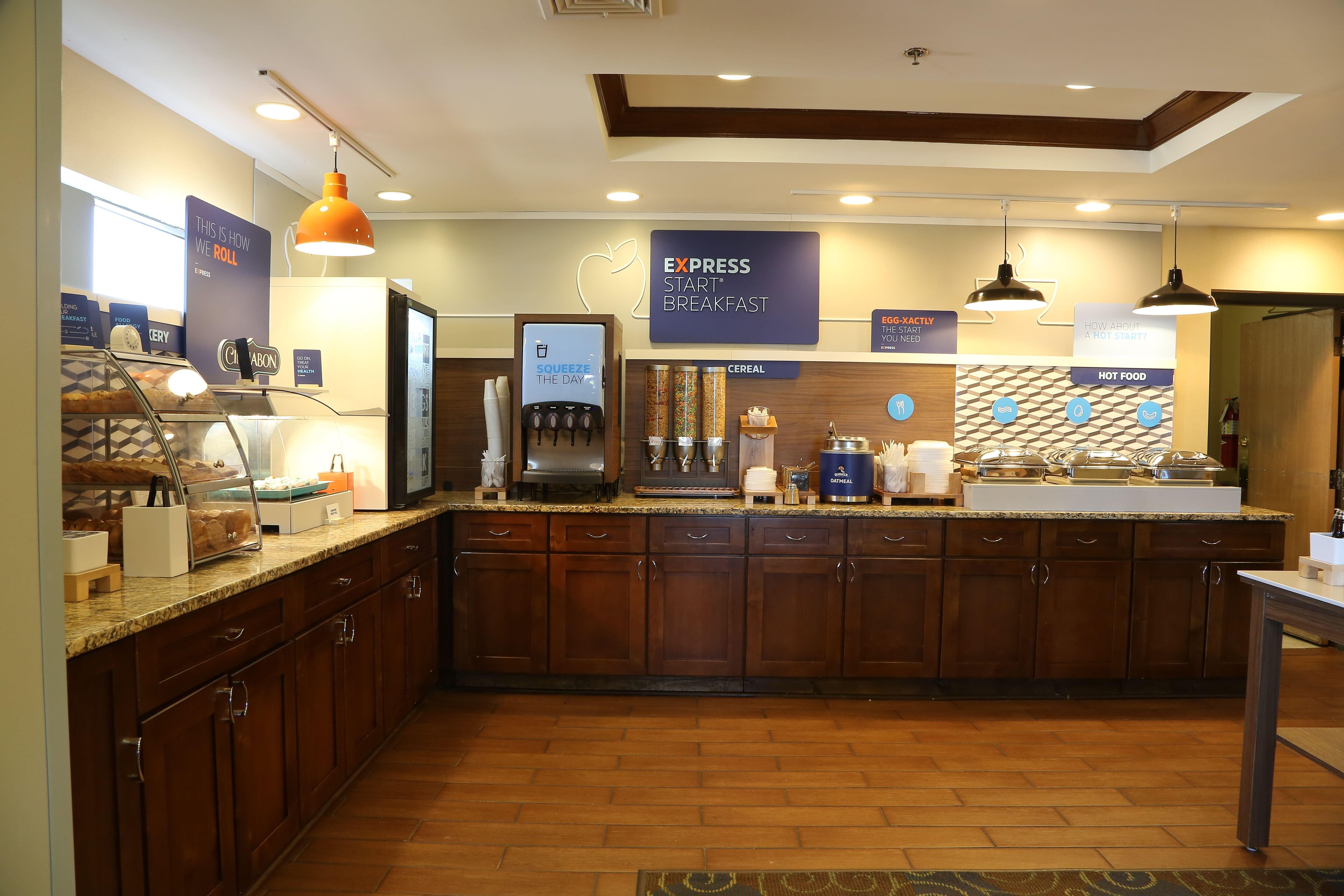 Holiday Inn Express Hotel & Suites Cleveland - Ms By Ihg Exteriér fotografie
