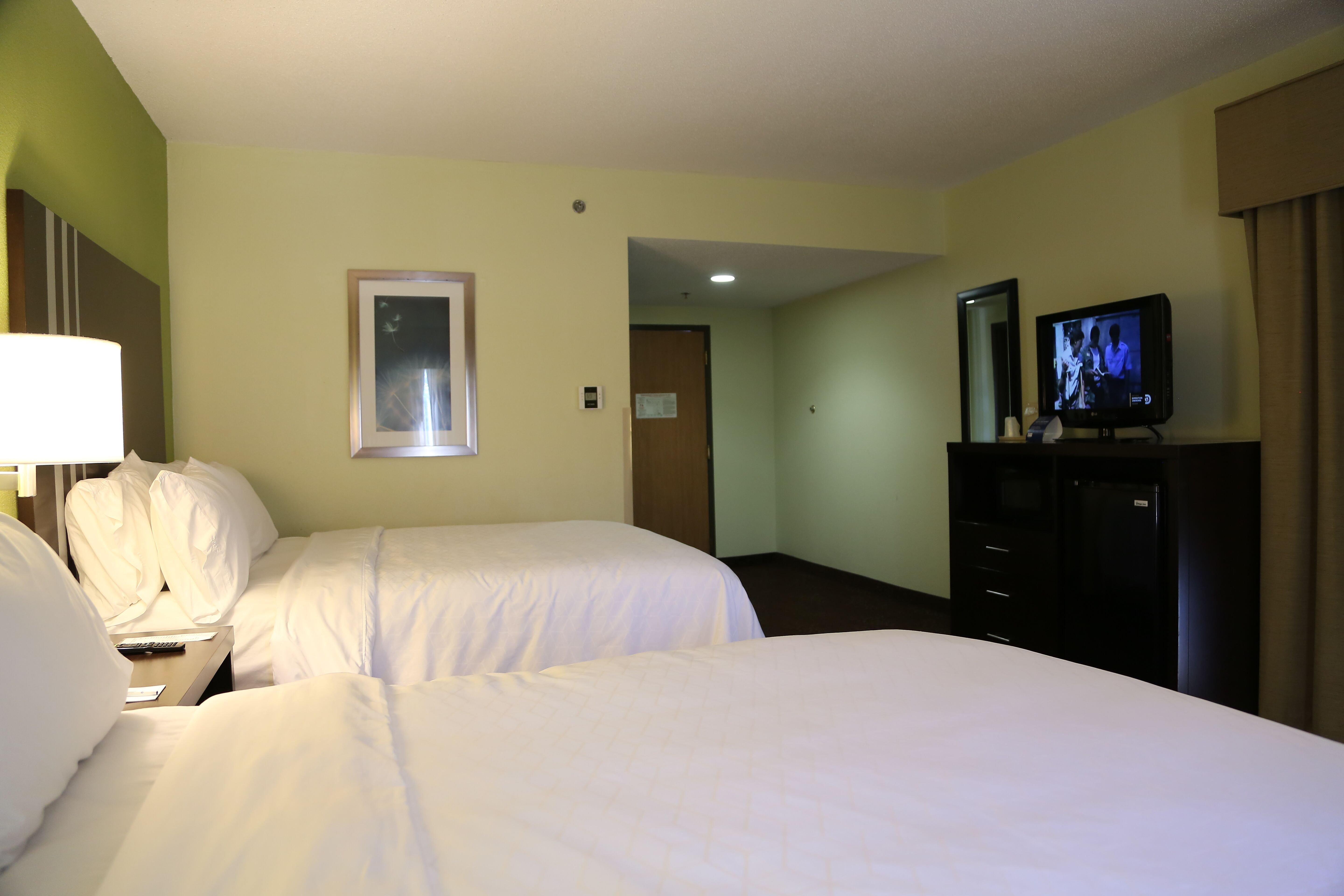 Holiday Inn Express Hotel & Suites Cleveland - Ms By Ihg Exteriér fotografie