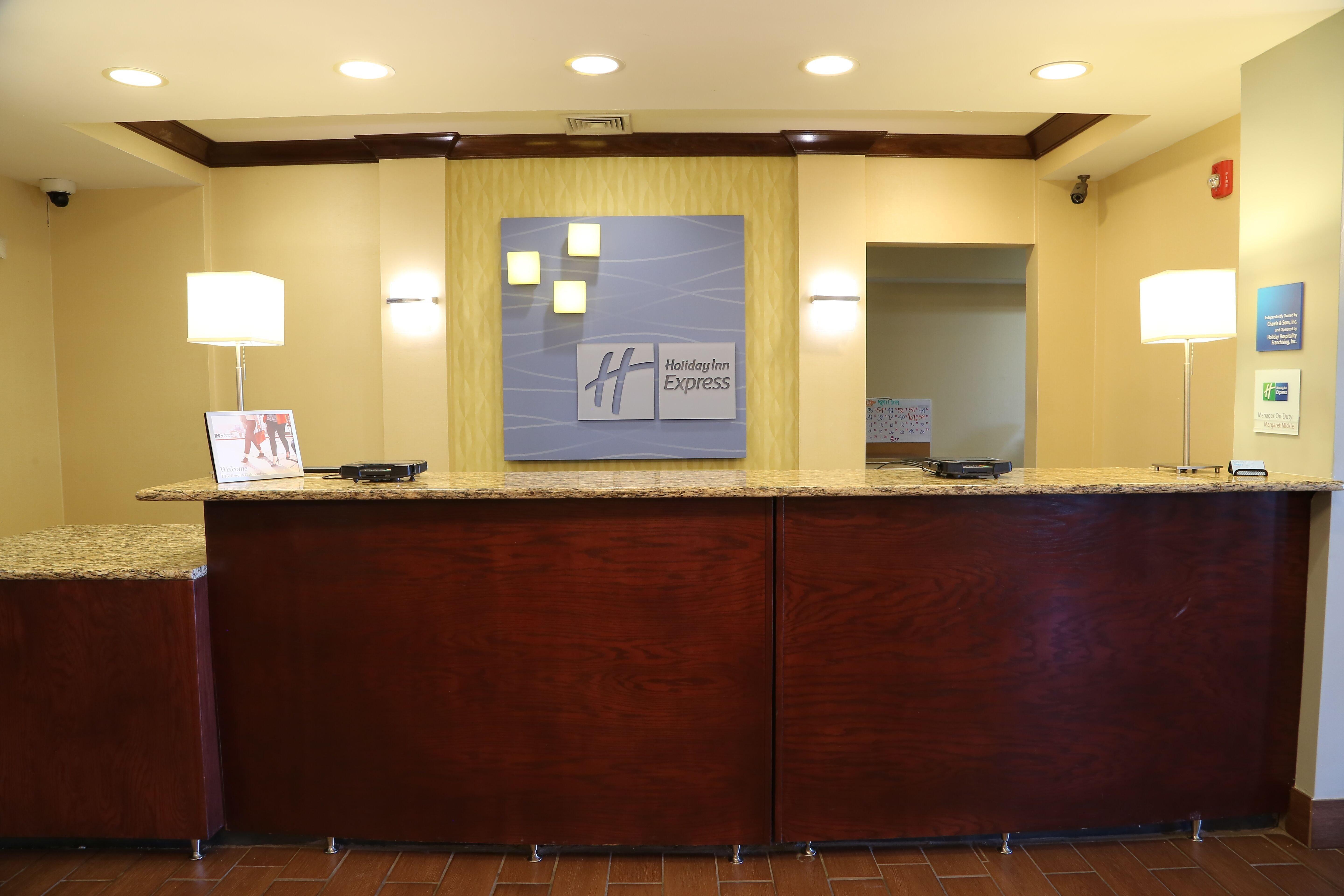Holiday Inn Express Hotel & Suites Cleveland - Ms By Ihg Exteriér fotografie
