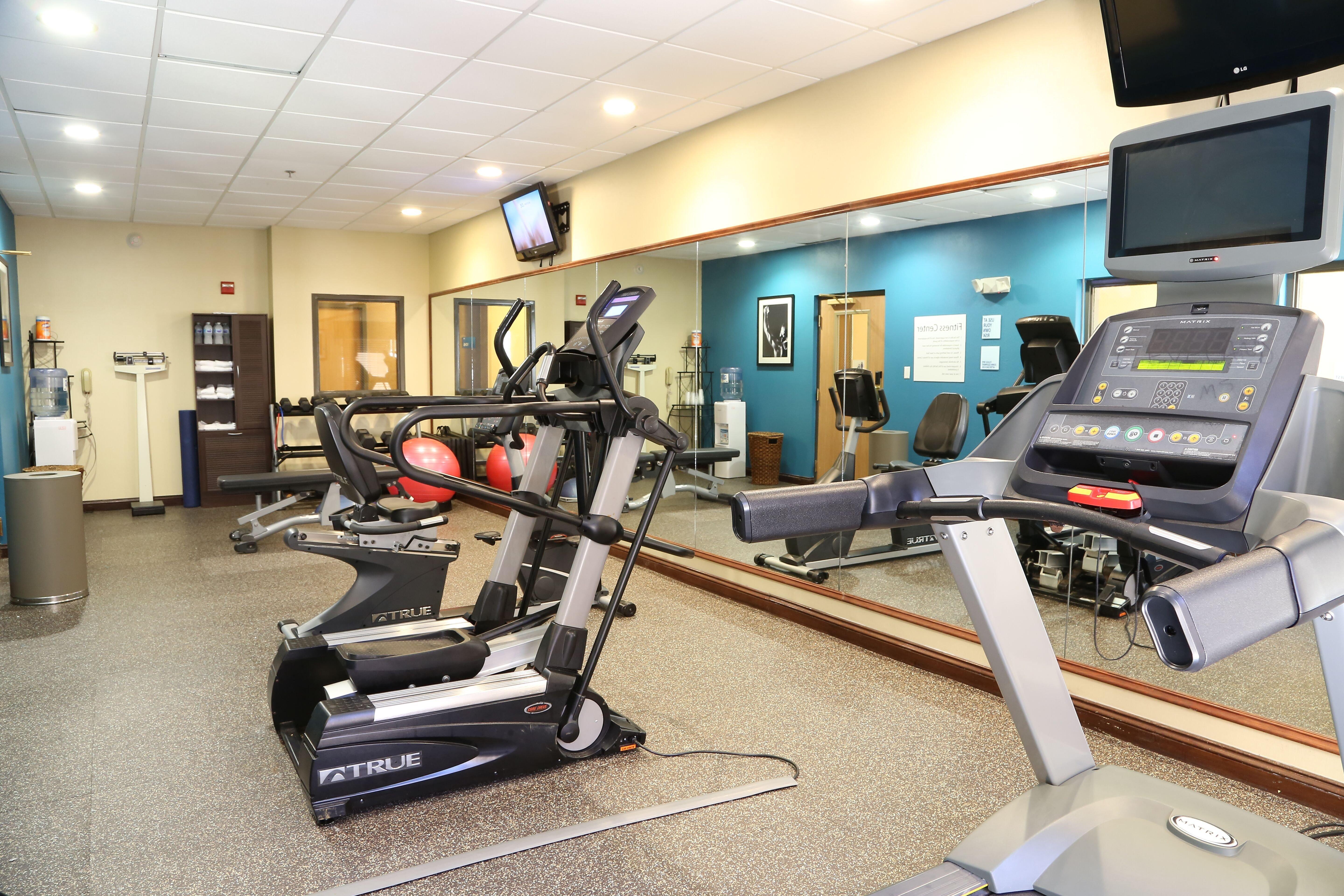 Holiday Inn Express Hotel & Suites Cleveland - Ms By Ihg Exteriér fotografie