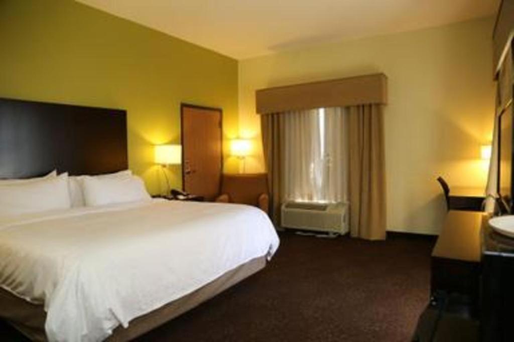Holiday Inn Express Hotel & Suites Cleveland - Ms By Ihg Exteriér fotografie